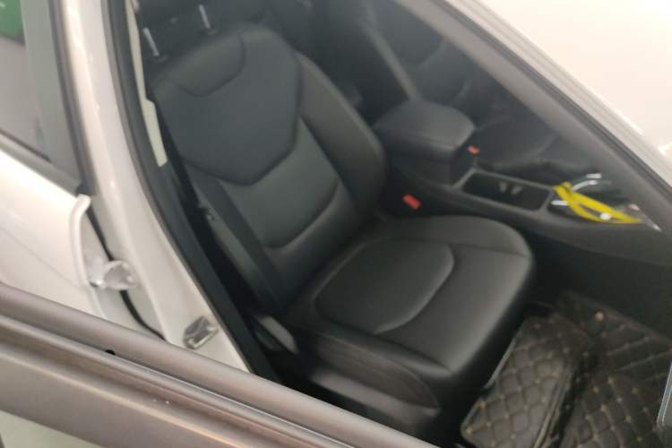 Used Ford Escort 2021 1.5L Automatic Platinum Edition
