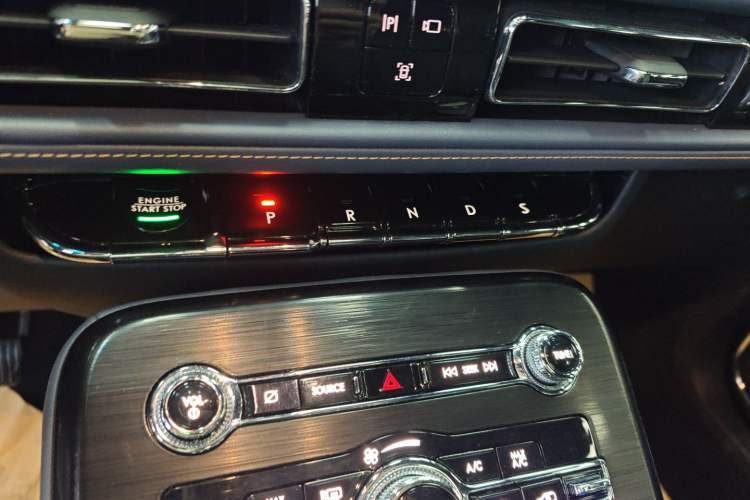 Used Lincoln Nautilus 2021 2.0T Four-Wheel Drive Luxury Edition
