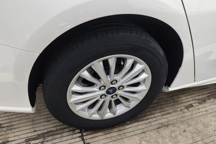 Used Ford Focus 2020 Sedan EcoBoost 180 Automatic Trend Edition
