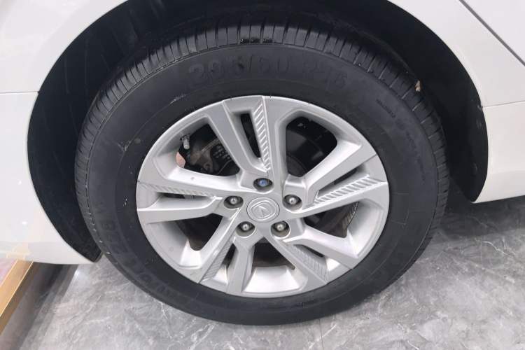 Used Changan Eado 2019 Blue Whale Edition 280T GDI DCT High-Speed Model