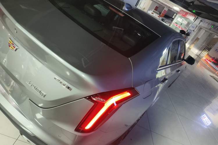 Used Cadillac CT4 2023 28T Luxury Version
