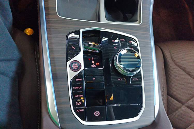 Used BMW X5 2023 xDrive 40Li M Sport Package