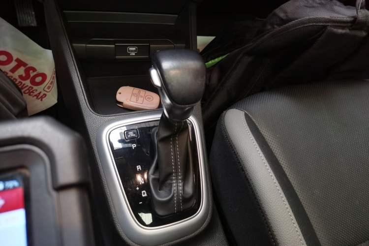 Used Kia kx1 Stonic 2019 1.4L Automatic Fun Edition China VI
