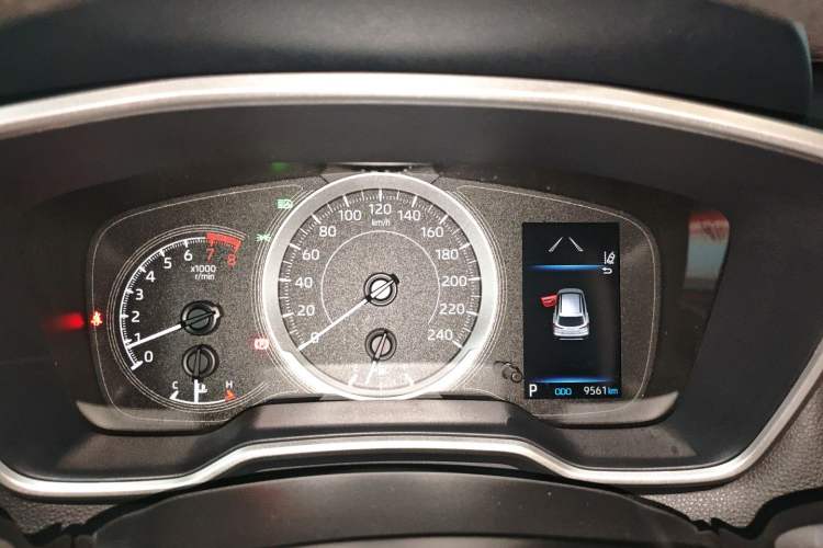 Used Toyota FRONTLANDER 2022 2.0L CVT Luxury PLUS Edition
