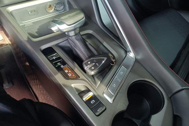 Used Changan CS35PLUS 2021 Blue Whale NE 1.4T DCT Navigation Model
