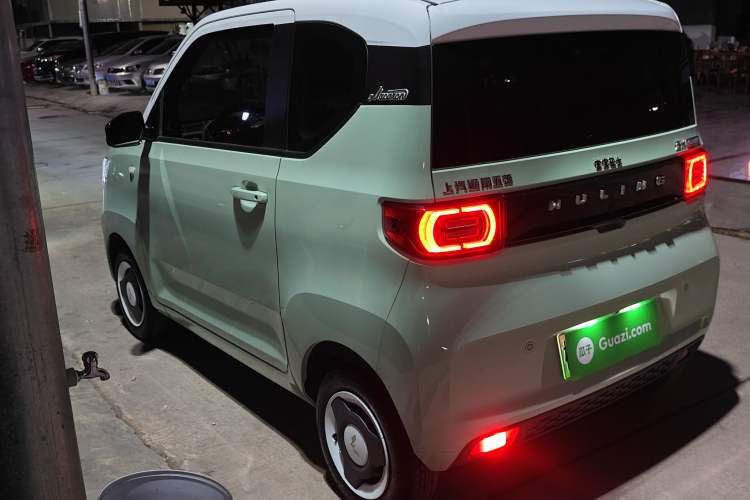 Used Wuling Hongguang MINIEV 2022 Macaron Fashion Model Lithium Iron Phosphate