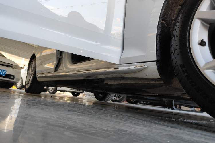 Used Audi A4L 2017 Plus 40 TFSI Ambition Model
