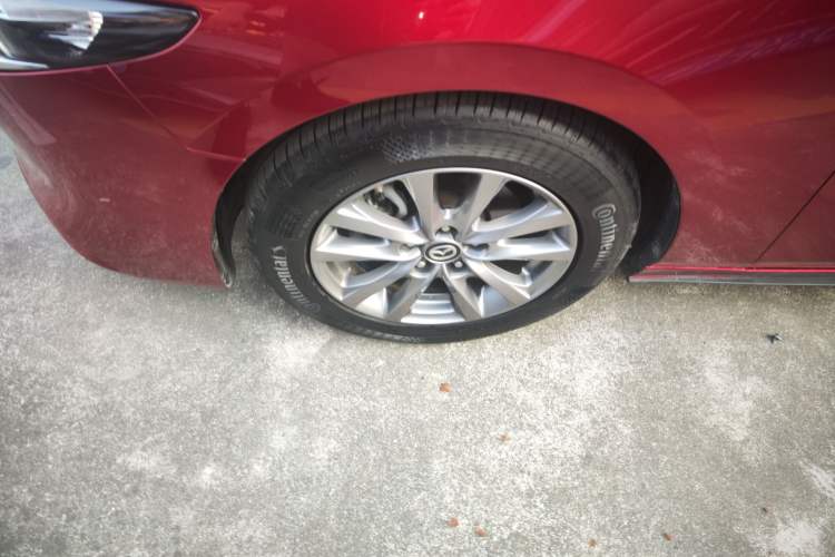 Used Mazda Mazda 3 Axela 2020 1.5L Automatic Luxury Version