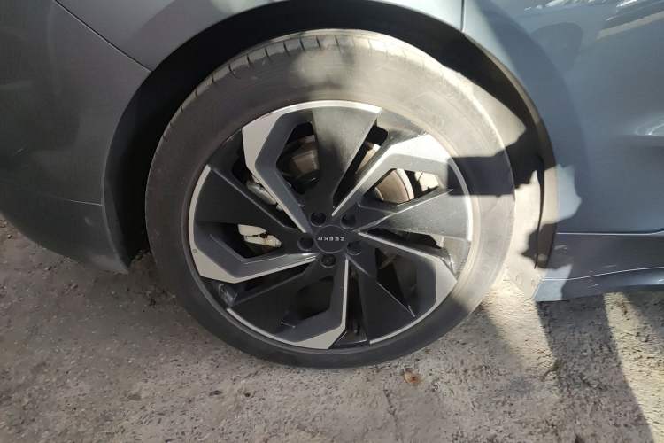 Used Zeekr 001 2022 Ultra-Long Range Dual-Motor YOU Version
