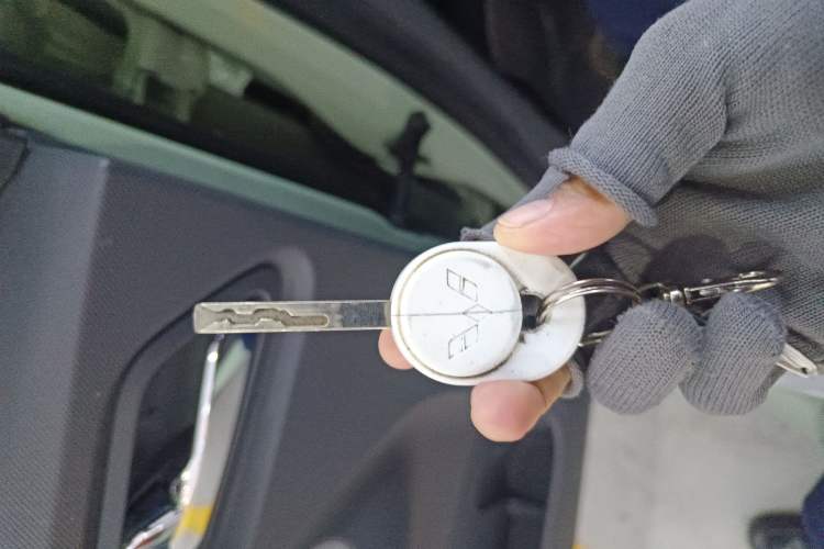 Used Wuling Hongguang MINIEV 2022 Macaron Premium Model – Lithium Ternary Battery
