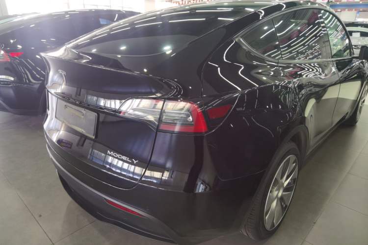 Used Tesla Model Y 2022 Rear-Wheel-Drive Version