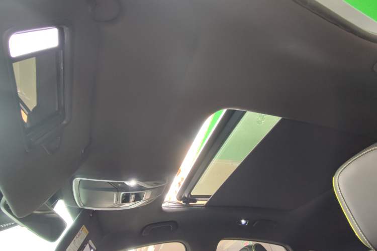 Used Geely Auto Monjaro S 2021 2.0TD Automatic Two-Wheel Drive Lightning Edition
