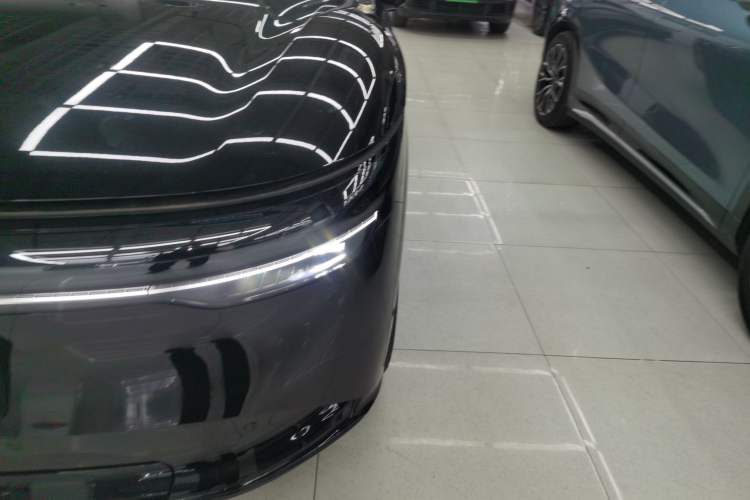 Used Zeekr 7X 2025 100 kWh Long-Range Rear-Wheel Drive with Intelligent Driving Features
