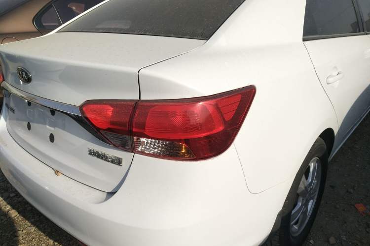 Used Kia Forte 2014 1.6L MT GL