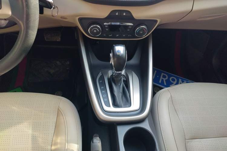 Used Ford Escort 2015 1.5L Automatic Fashion Model