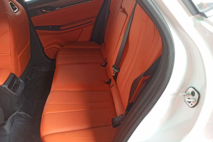 Used Dongfeng Aeolus L7 New Energy 2024 205 Premium Edition
