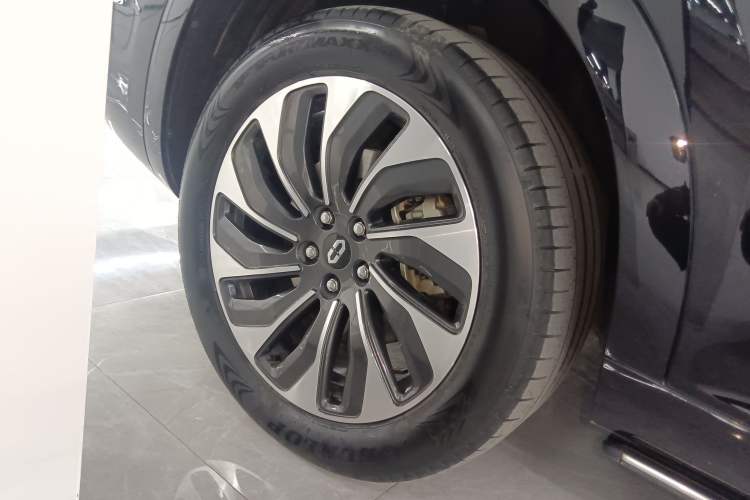 Used Hima AITO M7 2022 1.5T Four-Wheel Drive Luxury Edition