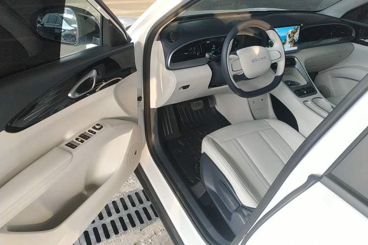 Used  Geome 2025 310km Youth Edition
