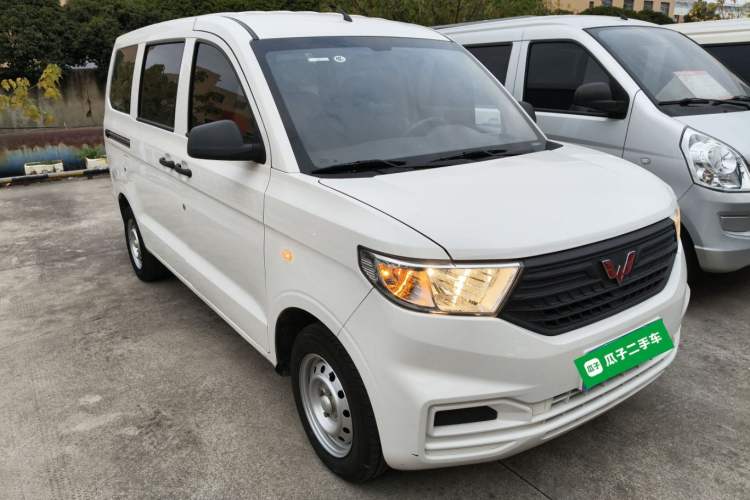 Used Wuling Hongguang V 2022 1.5L Jingqu Version Hydraulic Power Steering LAR
