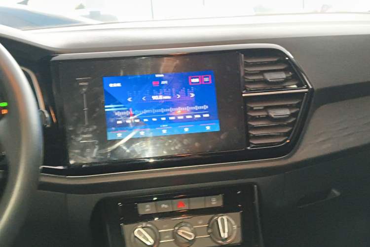 Used Jetta VS5 2022 280TSI Automatic Enjoyment Pro Trim
