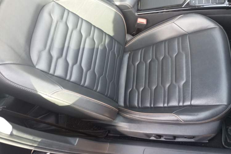 TDK.VehicleDetails.img