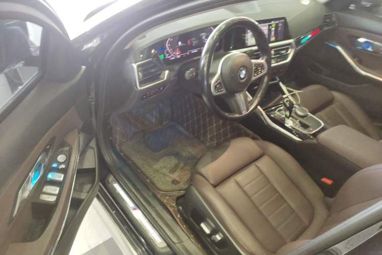 Used BMW 3 Series 2021 Facelifted 320Li M Sport Package
