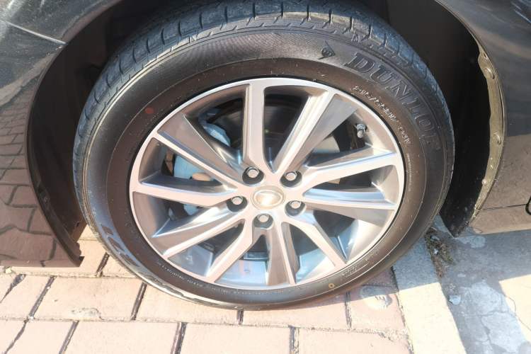 Used Lexus ES 2015 300h Comfort Edition