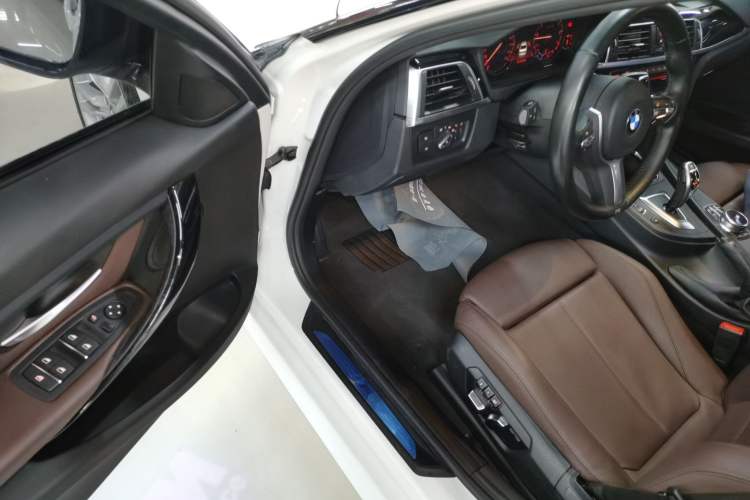 Used BMW 3 Series 2019 320Li M Sport Package
