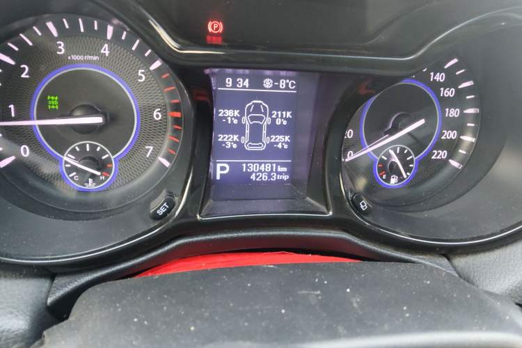 Used JMC Yusheng S350 2016 2.0T Automatic All-Wheel Drive Gasoline Luxury Version with Sunroof 5 Seats