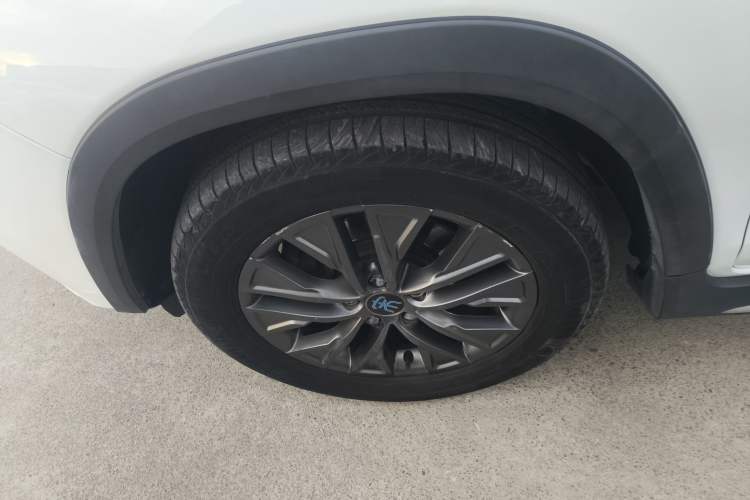 Used BYD Song New Energy 2019 Song DM 1.5TID Smart Connect Premium Model
