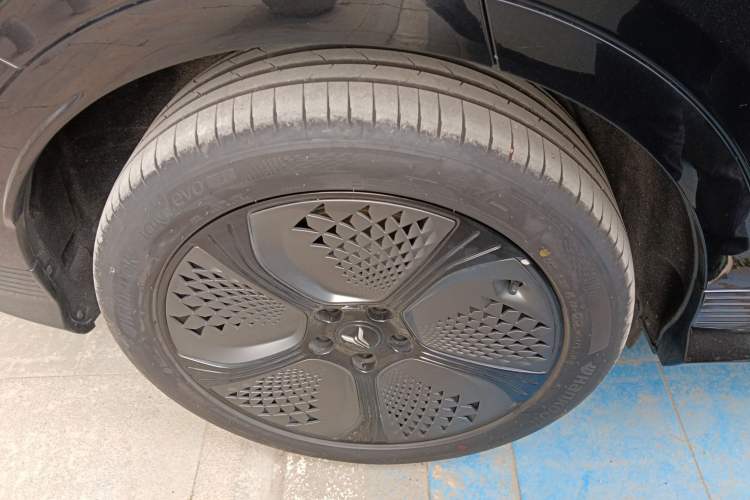 Used VOYAH COURAGE 2024 Long-Range Supercharge Edition