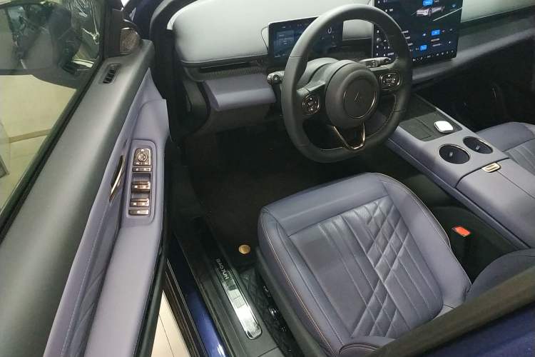 Used Baojun Enjoy 2025 All-Electric 600km Luxury Edition
