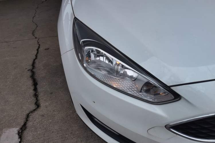 Used Ford Focus 2017 Hatchback 1.6L Automatic Comfort Plus SmartDrive Edition
