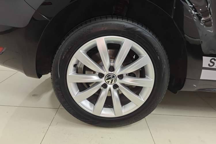 Used Volkswagen Sharan 2016 380TSI Luxury 7-Seater
