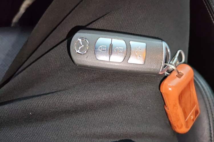 Used Mazda Atenza 2018 2.0L Blue Sky Luxury Edition China VI Standard
