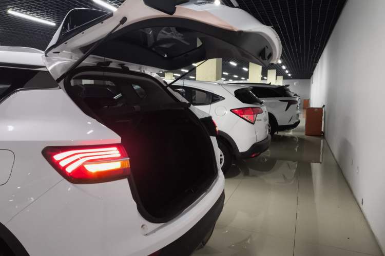 Used Geely Auto Coolray 2019 260T DCT Knight China VI Standard