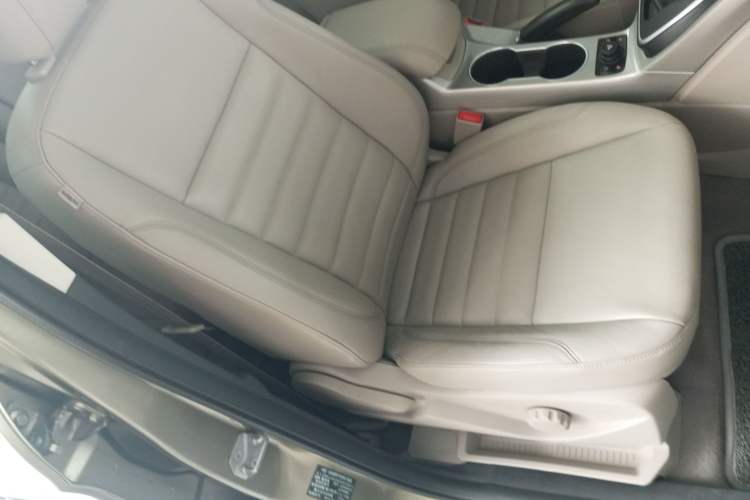 Used Ford Kuga 2013 2.0L GTDi Four-Wheel Drive Premium Model
