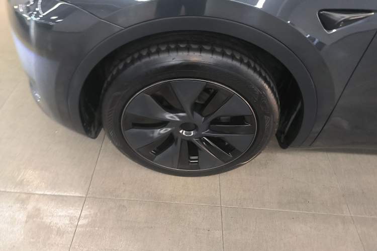 Used Tesla Model Y 2024 Rear-Wheel-Drive Version