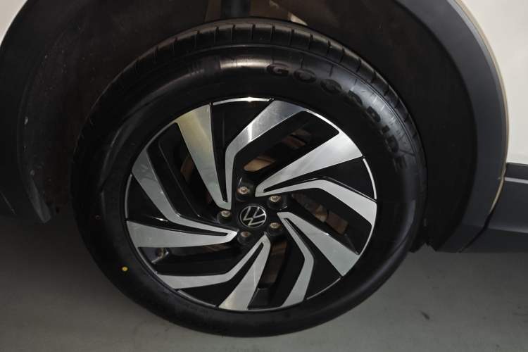 Used Volkswagen Tiguan L 2022 330TSI Automatic Two-Wheel Drive Comfort Edition
