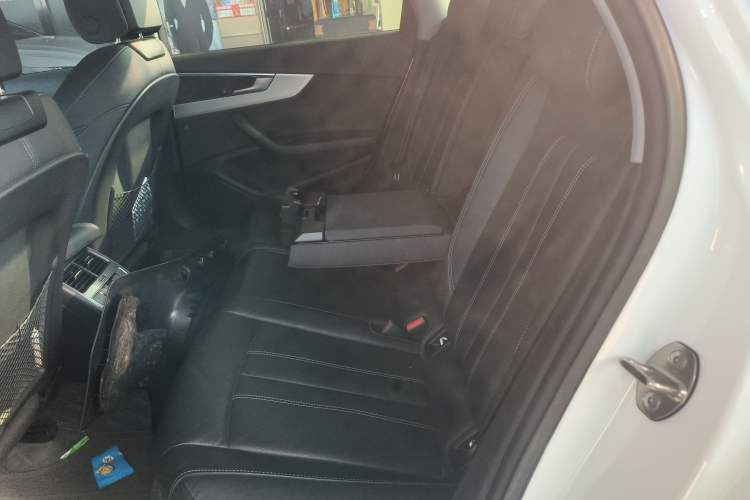 Used Audi A4L 2020 40 TFSI Fashion Dynamic Model
