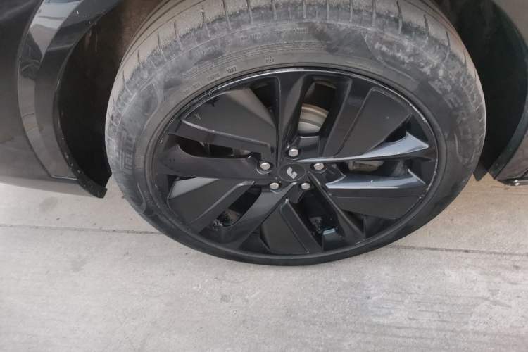 Used Li Auto L9 2022 Max model
