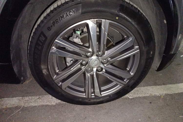 Used Cadillac LYRIQ 2022 Rear-Drive Long-Range Luxury Edition
