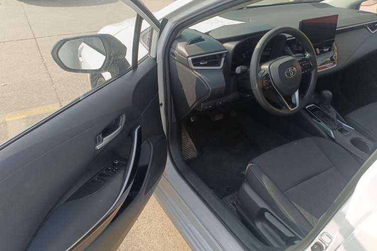 Used Toyota Corolla 2023 1.8L Smart Electric Hybrid Dual-Motor Elite Edition
