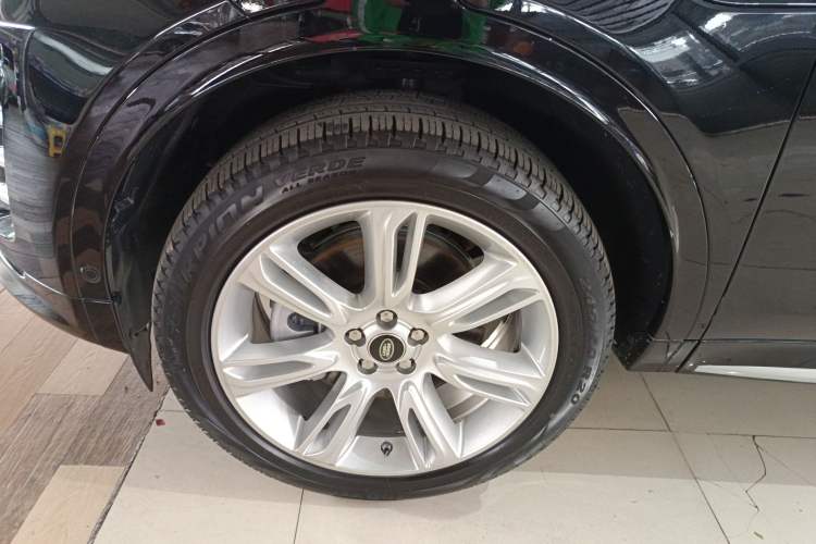 Used Land Rover Discovery Sport 2024 Luxury Custom Edition