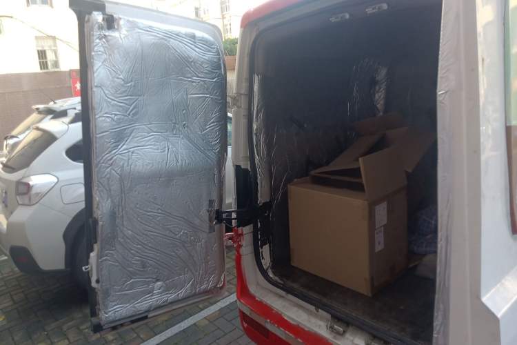 Used  Blue Cat 2023 M2 Eves Power 41.86kWh Comfort Edition
