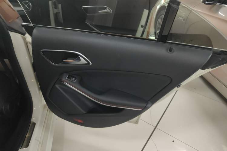 Used Mercedes-Benz CLA 2016 CLA 220 4MATIC
