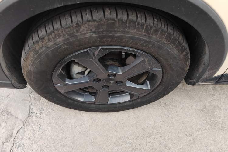 Used Geometry E Firefly 2024 301km Starlight
