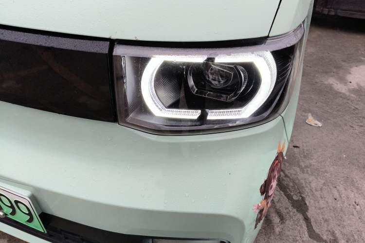 Used Wuling Hongguang MINIEV 2021 Macaron Sandwich Model 170 km Lithium Ternary