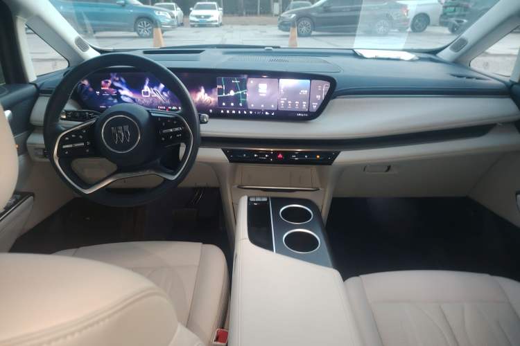 Used Buick GL8 New Energy 2024 Lu Zun Luxury Edition 7-Seater
