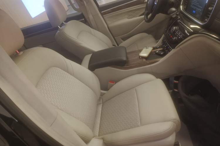 Used GAC Trumpchi M8 2018 320T Luxury Edition